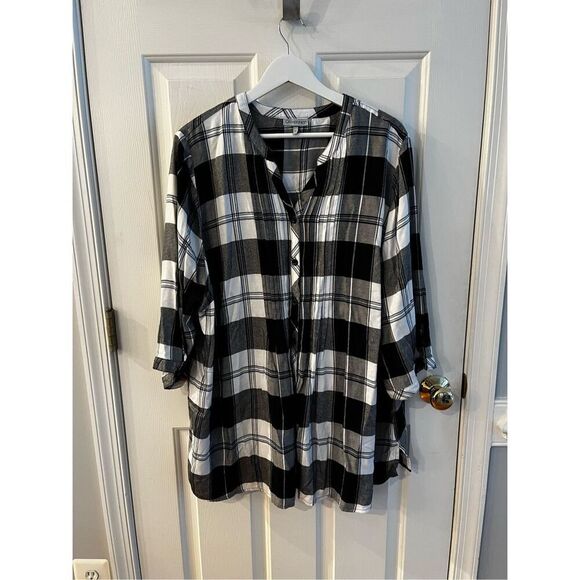 Catherine’s Black & White Buffalo Plaid Flannel Pintuck Tunic Button Down Shirt - Picture 1 of 7